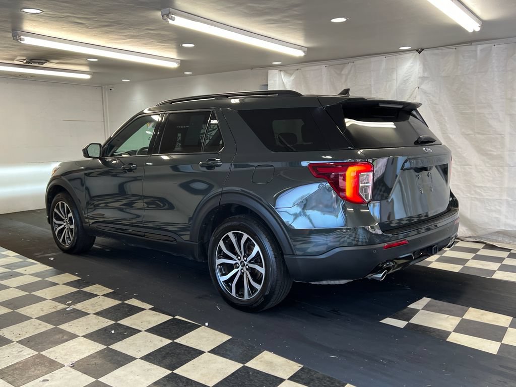 Used 2023 Ford Explorer ST-Line w/ Class IV Trailer Tow Package AWD/4WD image 8