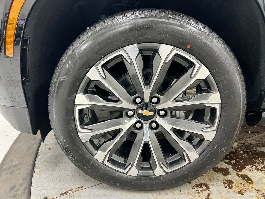 New 2026 Chevrolet Suburban High Country image 29