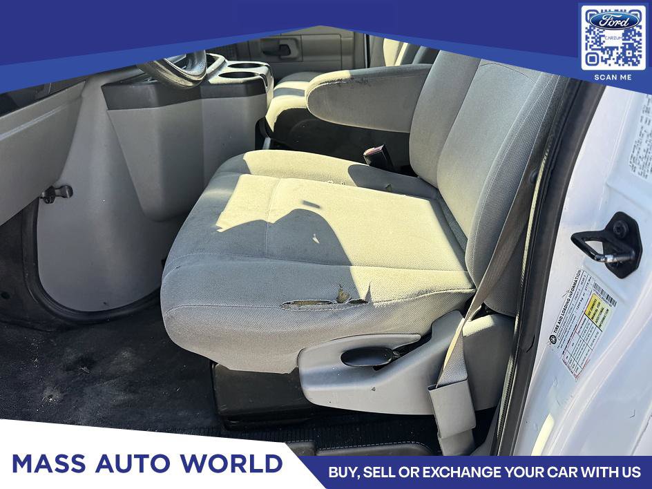 Used 2014 Ford E-250 and Econoline 250 RWD image 7