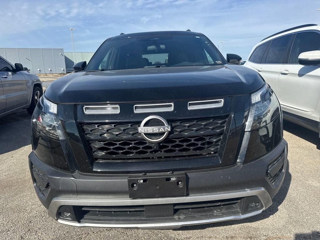 Used 2023 Nissan Pathfinder Rock Creek image 2