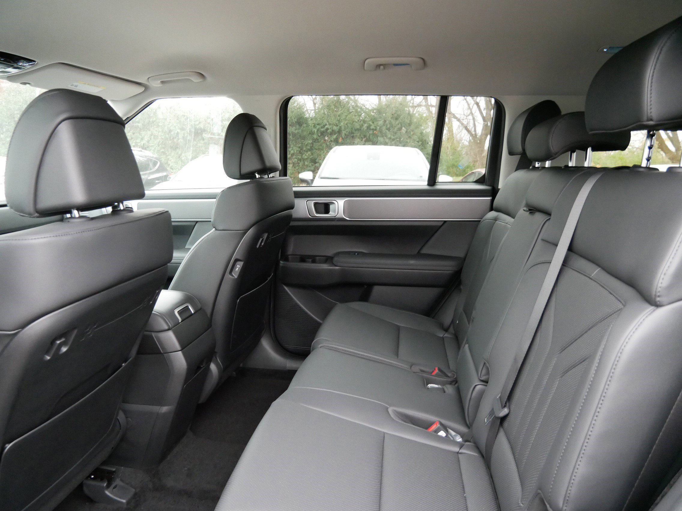 New 2026 Hyundai Santa Fe SEL image 7