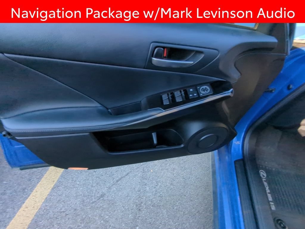 Used 2021 Lexus IS 300 AWD image 7