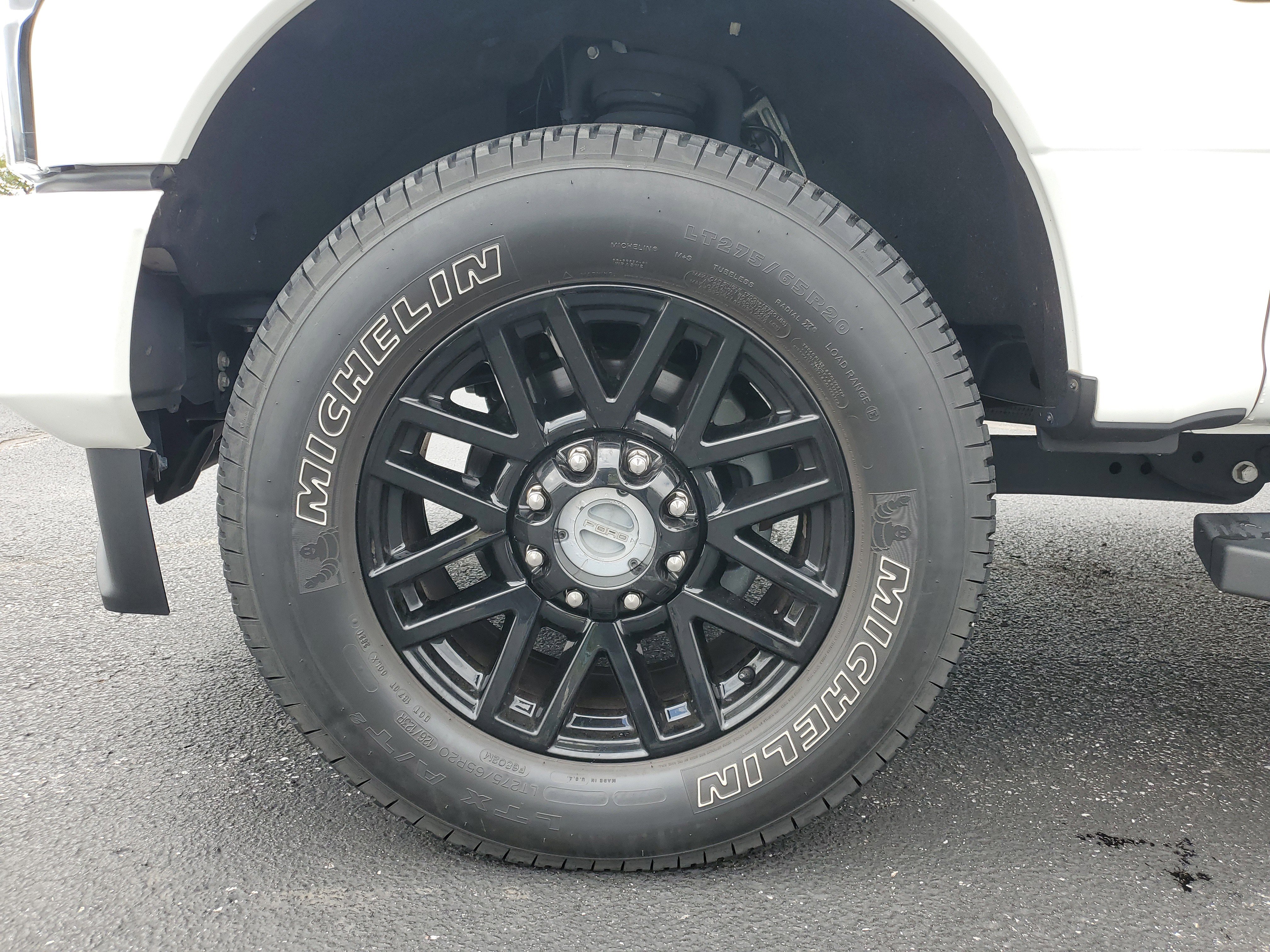 Used 2022 Ford F350 Lariat w/ Black Appearance Package AWD/4WD image 7