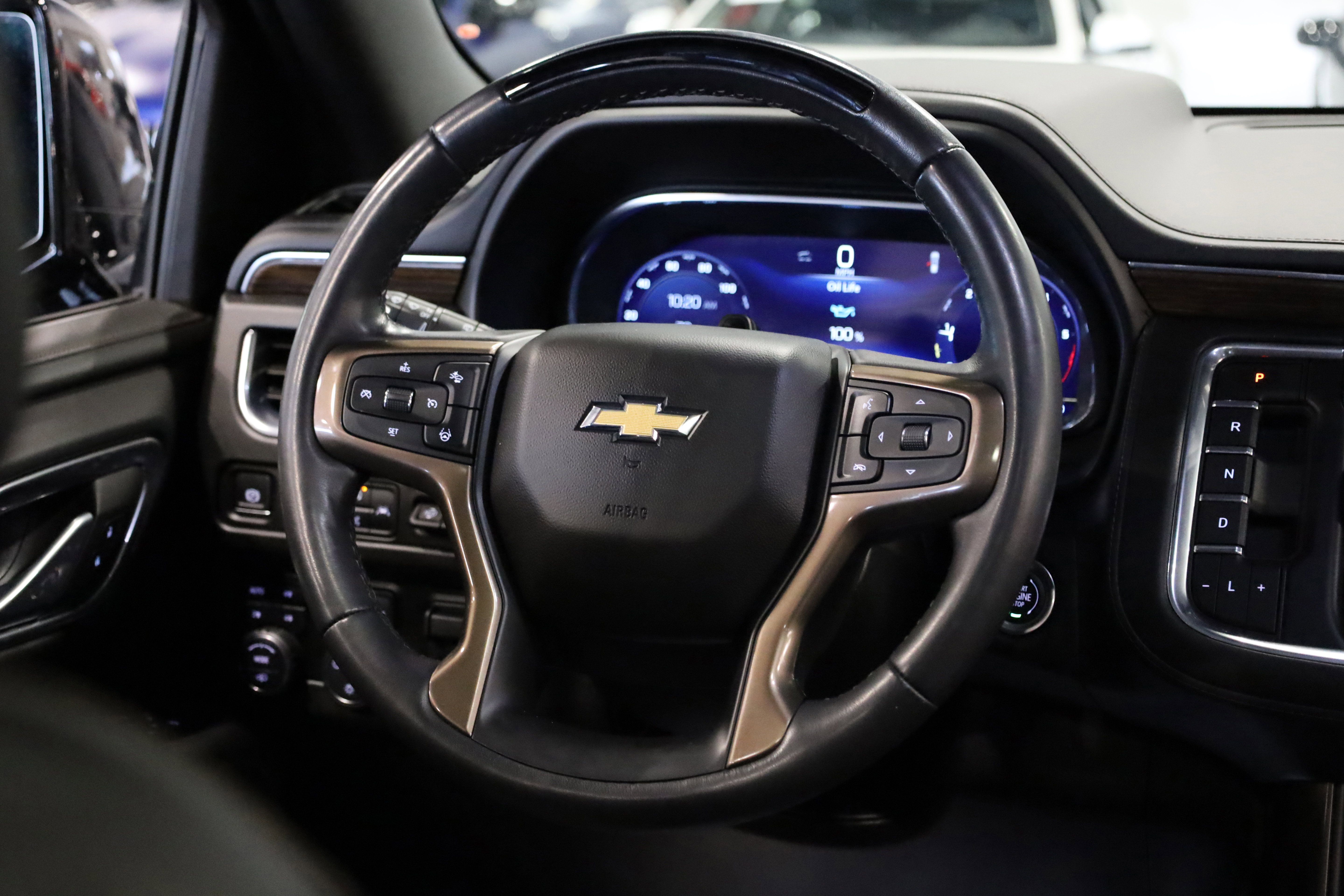 Used 2024 Chevrolet Suburban High Country w/ Advanced Technology Package image 25