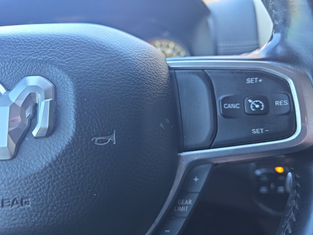Used 2022 RAM 1500 Laramie w/ Cold Weather Group AWD/4WD image 20