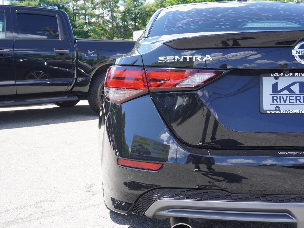 Used 2021 Nissan Sentra SR FWD image 13
