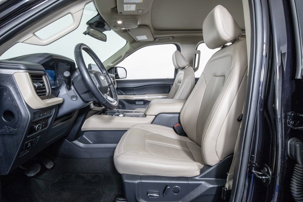 Used 2024 Ford Expedition Max Limited image 8