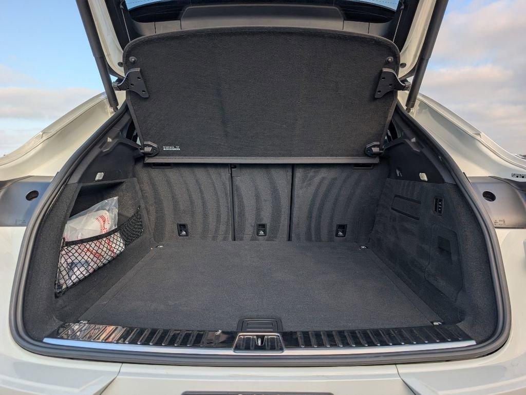 Certified 2022 Porsche Cayenne GTS image 12