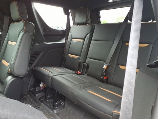 Used 2021 GMC Yukon AT4 w/ Rear Media and Nav Package AWD/4WD image 12