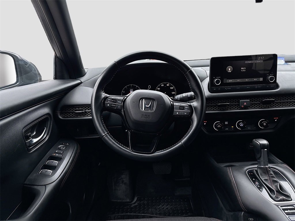Used 2025 Honda HR-V Sport image 21