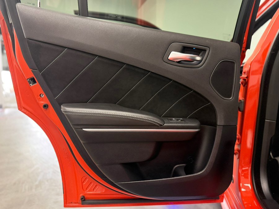 Used 2013 Dodge Charger SRT8 w/ Adaptive Cruise Group image 32