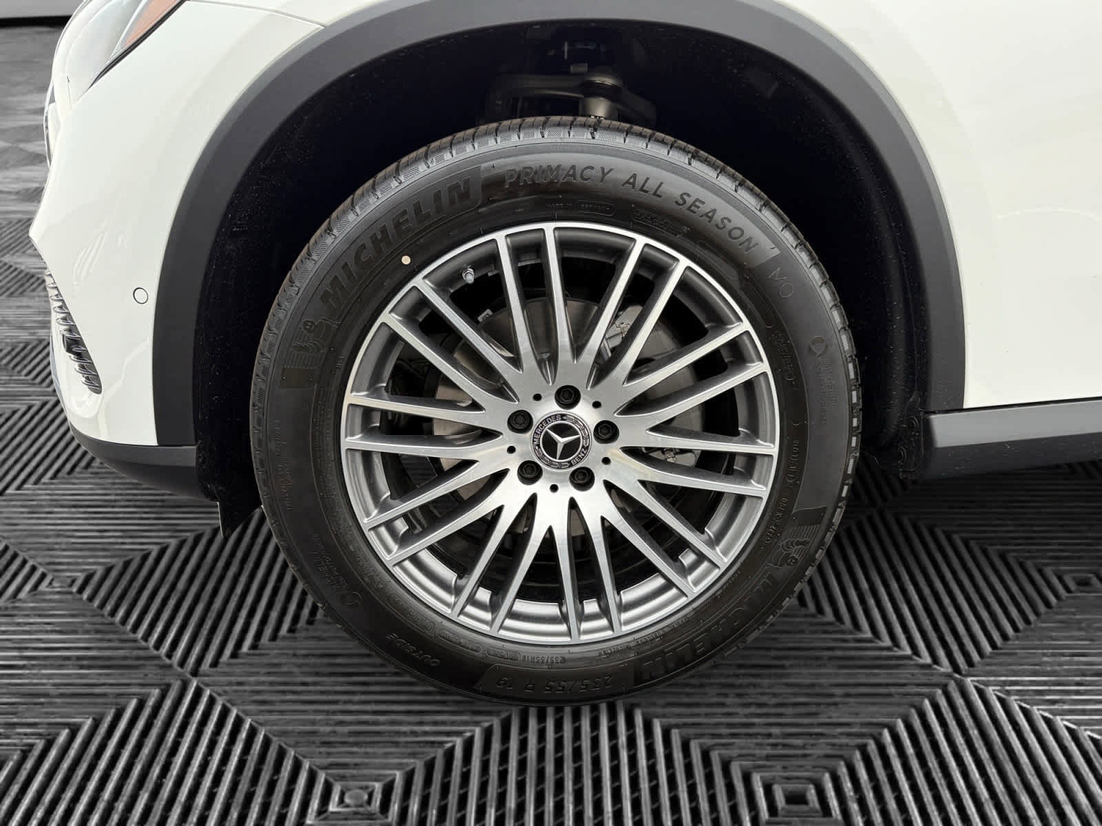 New 2026 Mercedes-Benz GLC 300 GLC 300 image 9