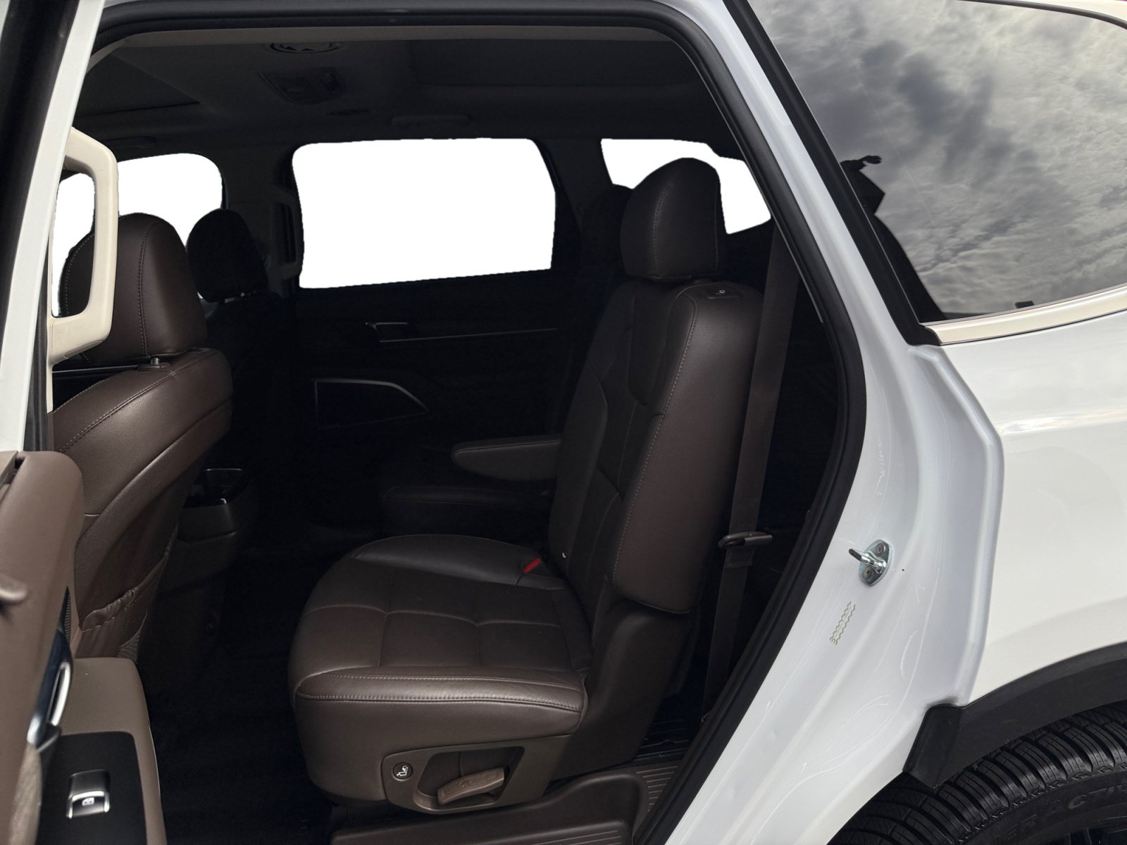 Used 2020 Kia Telluride SX FWD image 16