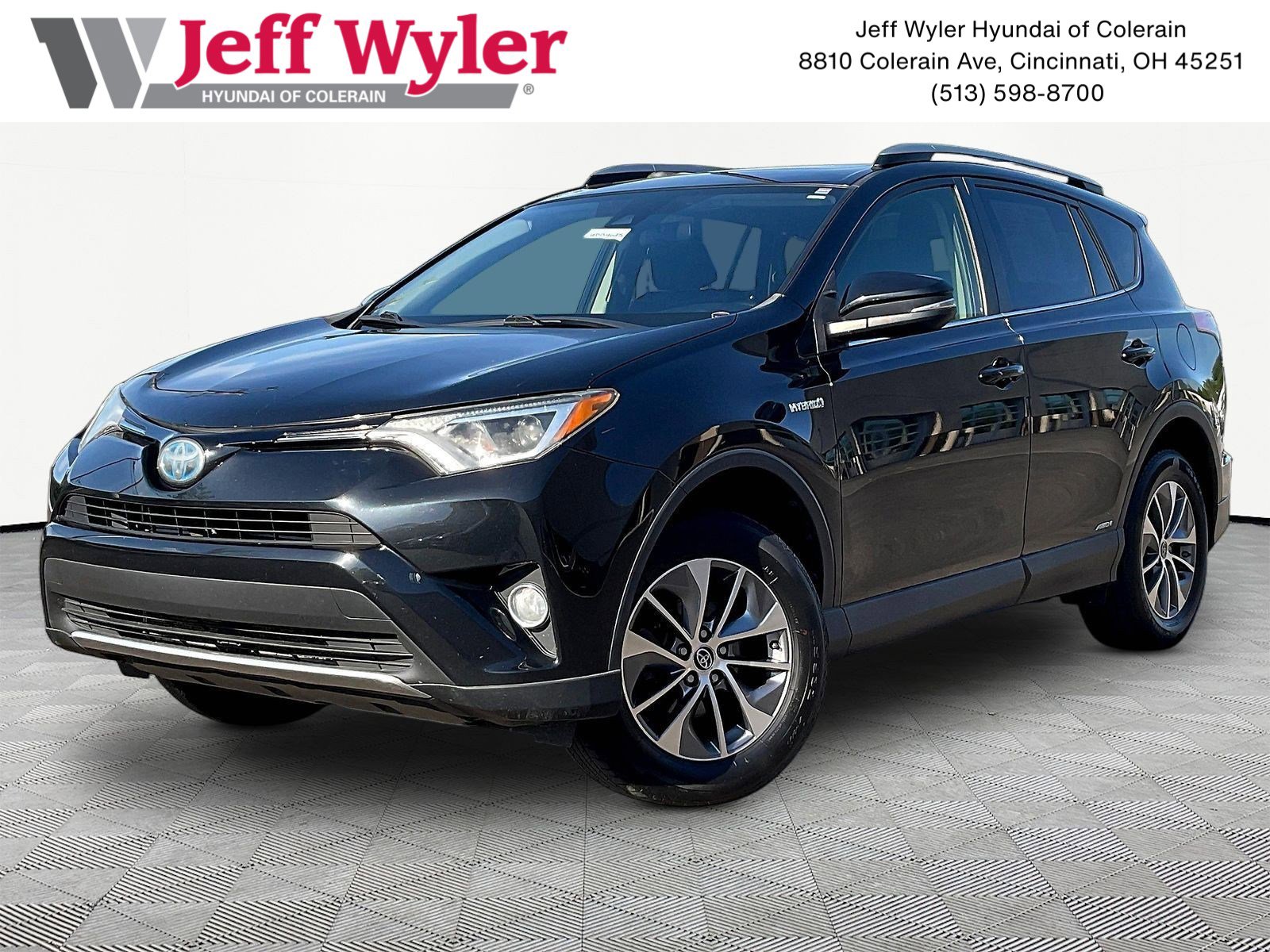 Used 2017 Toyota RAV4 XLE w/ All Weather Liner Package AWD/4WD image 1