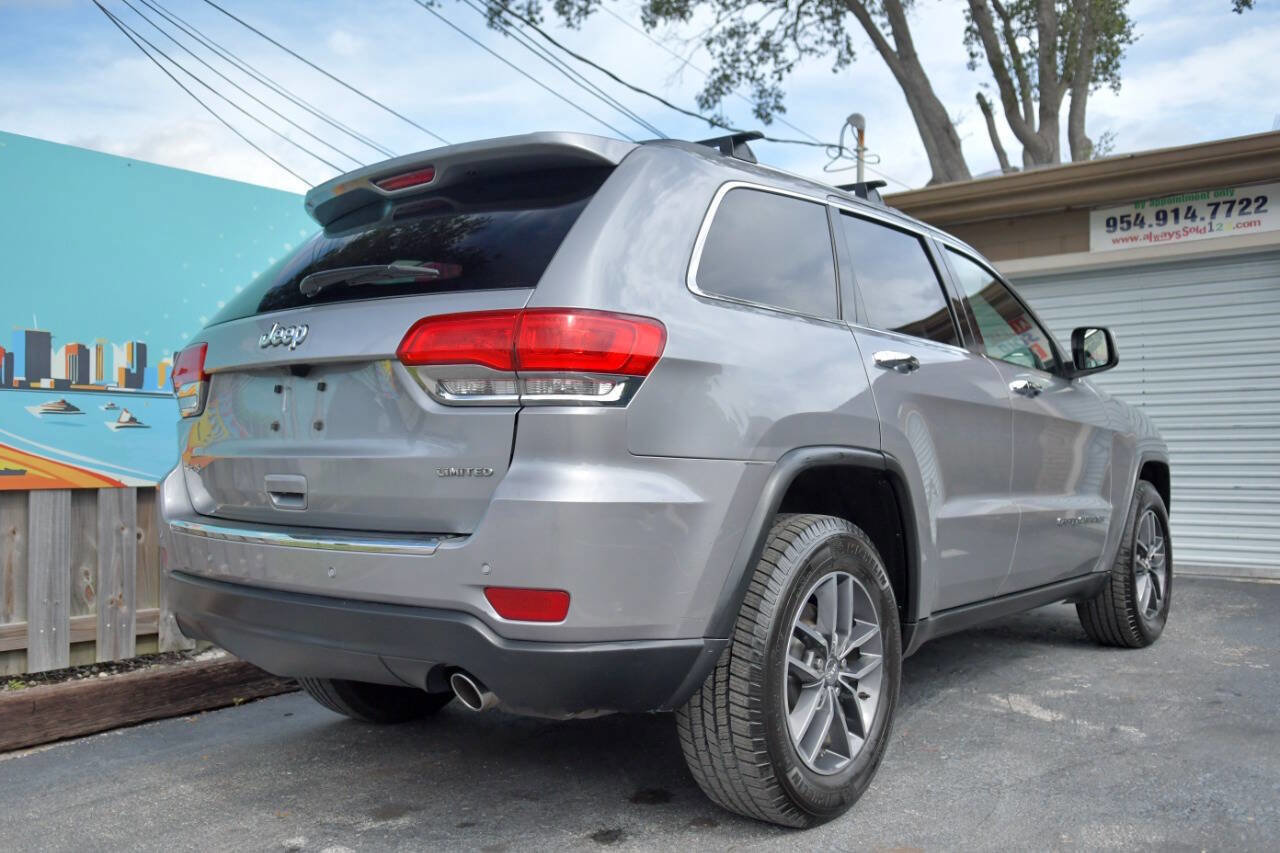 Used 2018 Jeep Grand Cherokee Limited AWD/4WD image 35