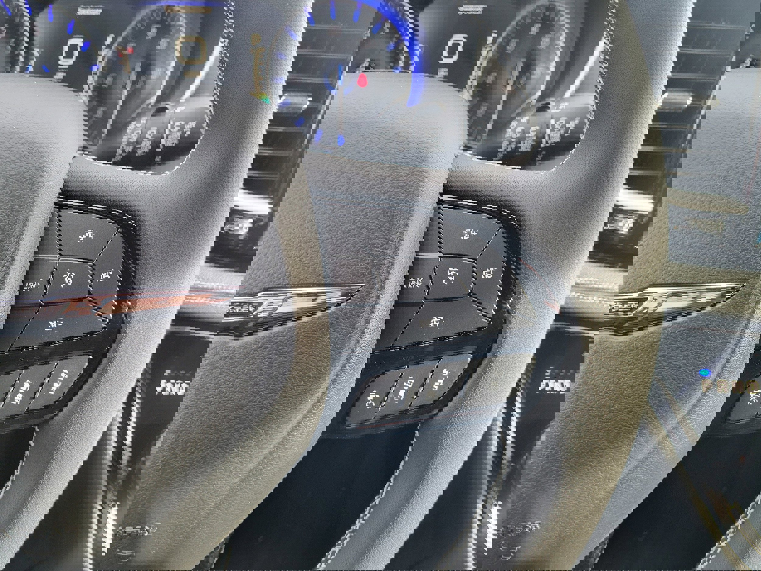 New 2026 Chrysler Pacifica Select image 30