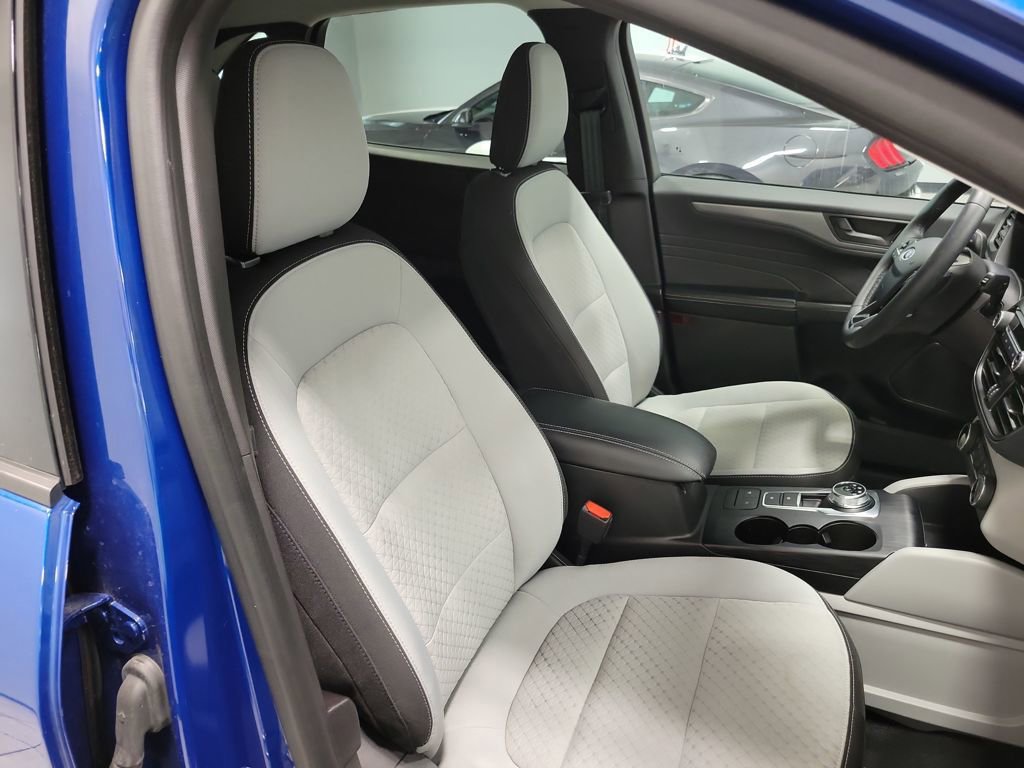 Used 2023 Ford Escape Active image 20