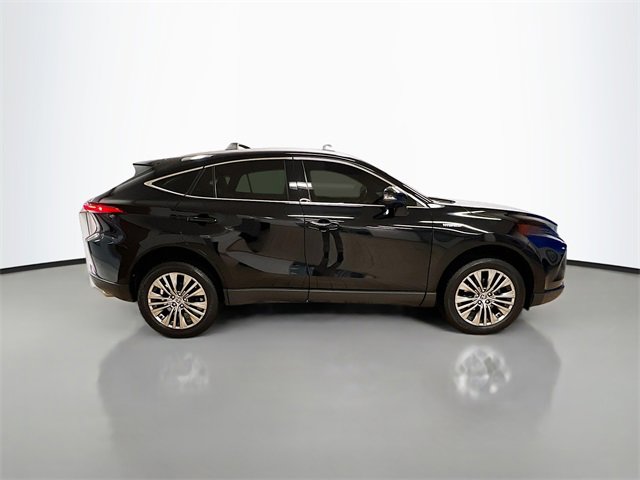 Used 2021 Toyota Venza XLE image 39