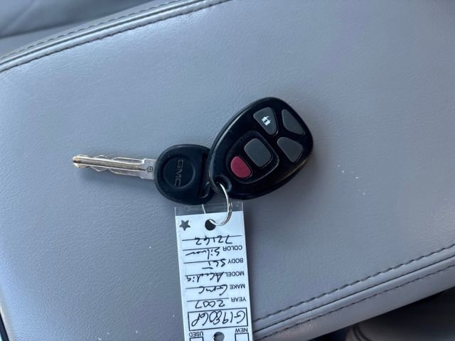 Used 2007 GMC Acadia SLT w/ Convenience Package image 22