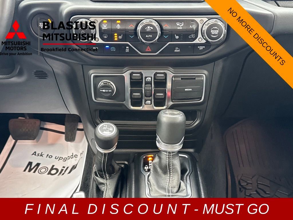 Used 2023 Jeep Wrangler Unlimited Sahara w/ Cold Weather Group image 28