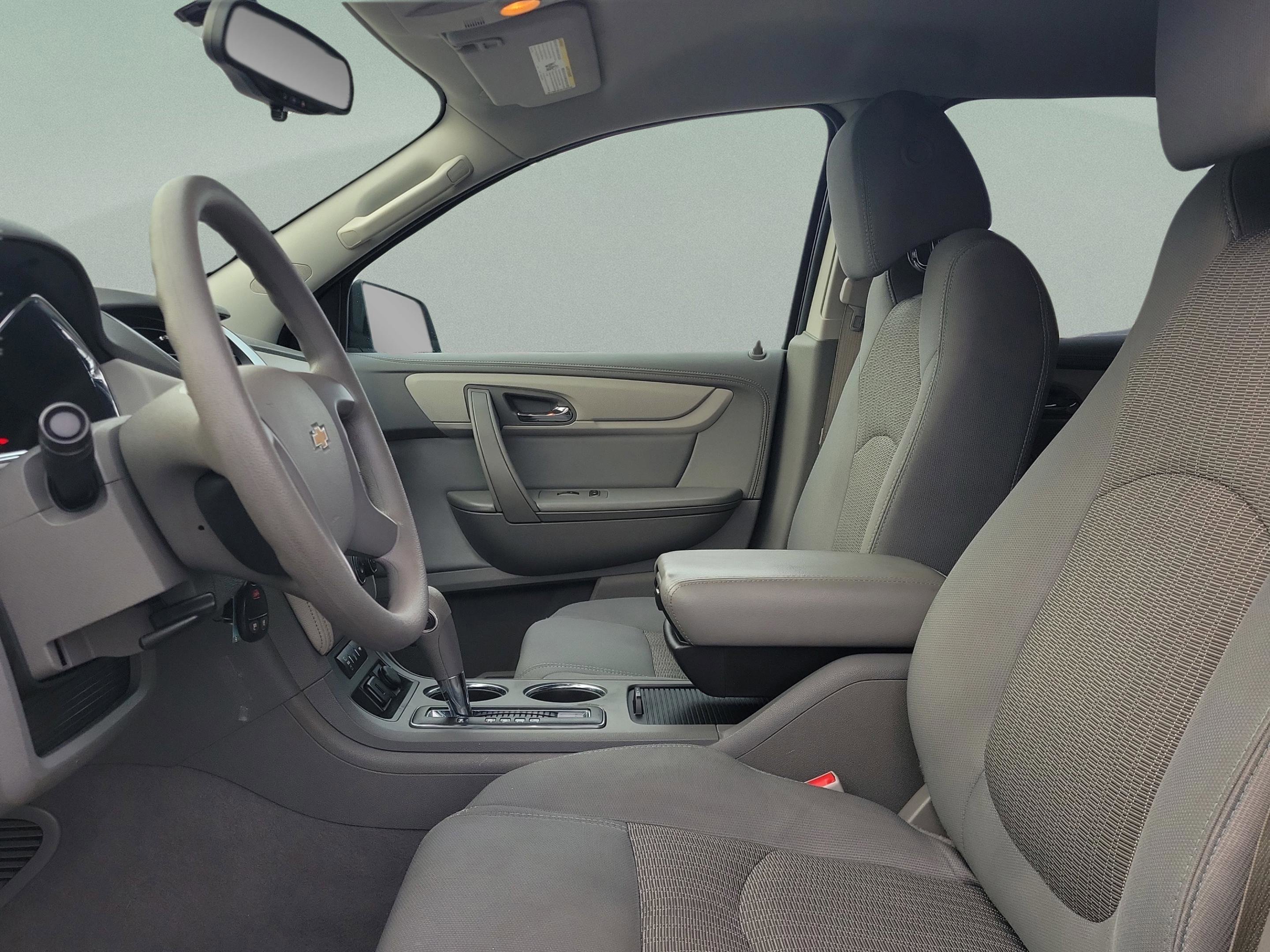 Used 2017 Chevrolet Traverse LS image 14