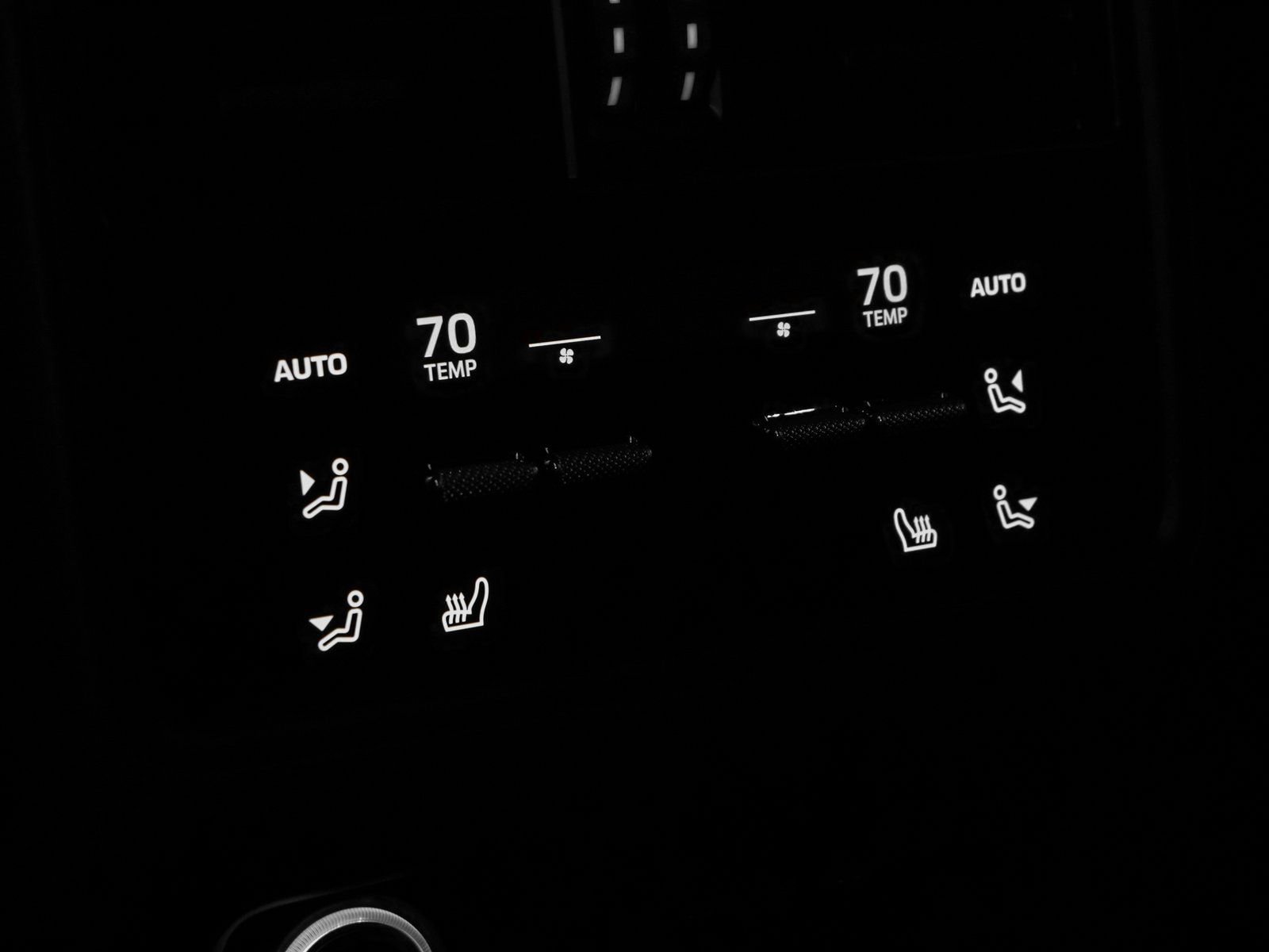 Certified 2024 Porsche Cayenne Coupe image 40