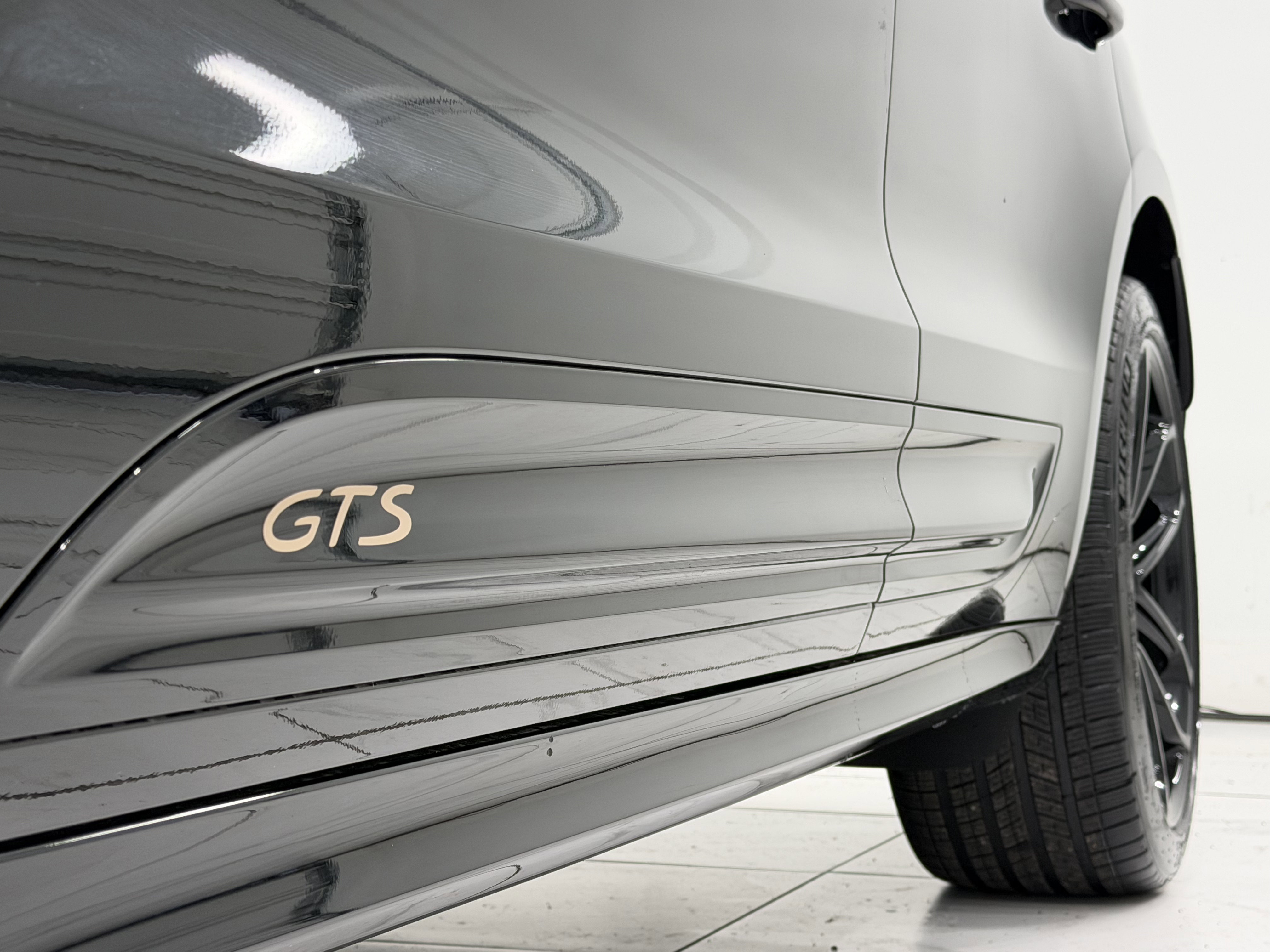 New 2026 Porsche Macan GTS image 20