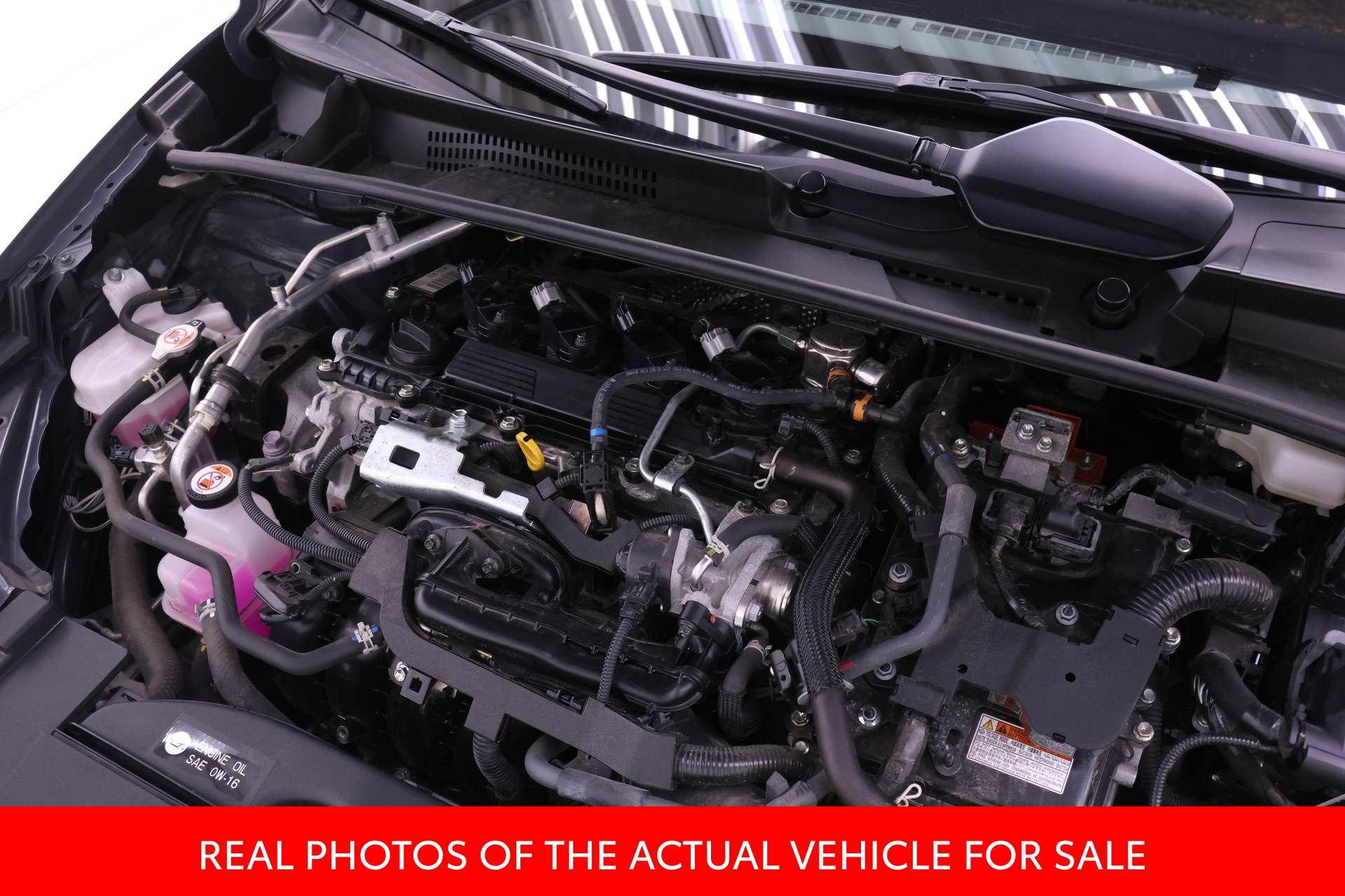 Certified 2025 Toyota Prius LE FWD image 17
