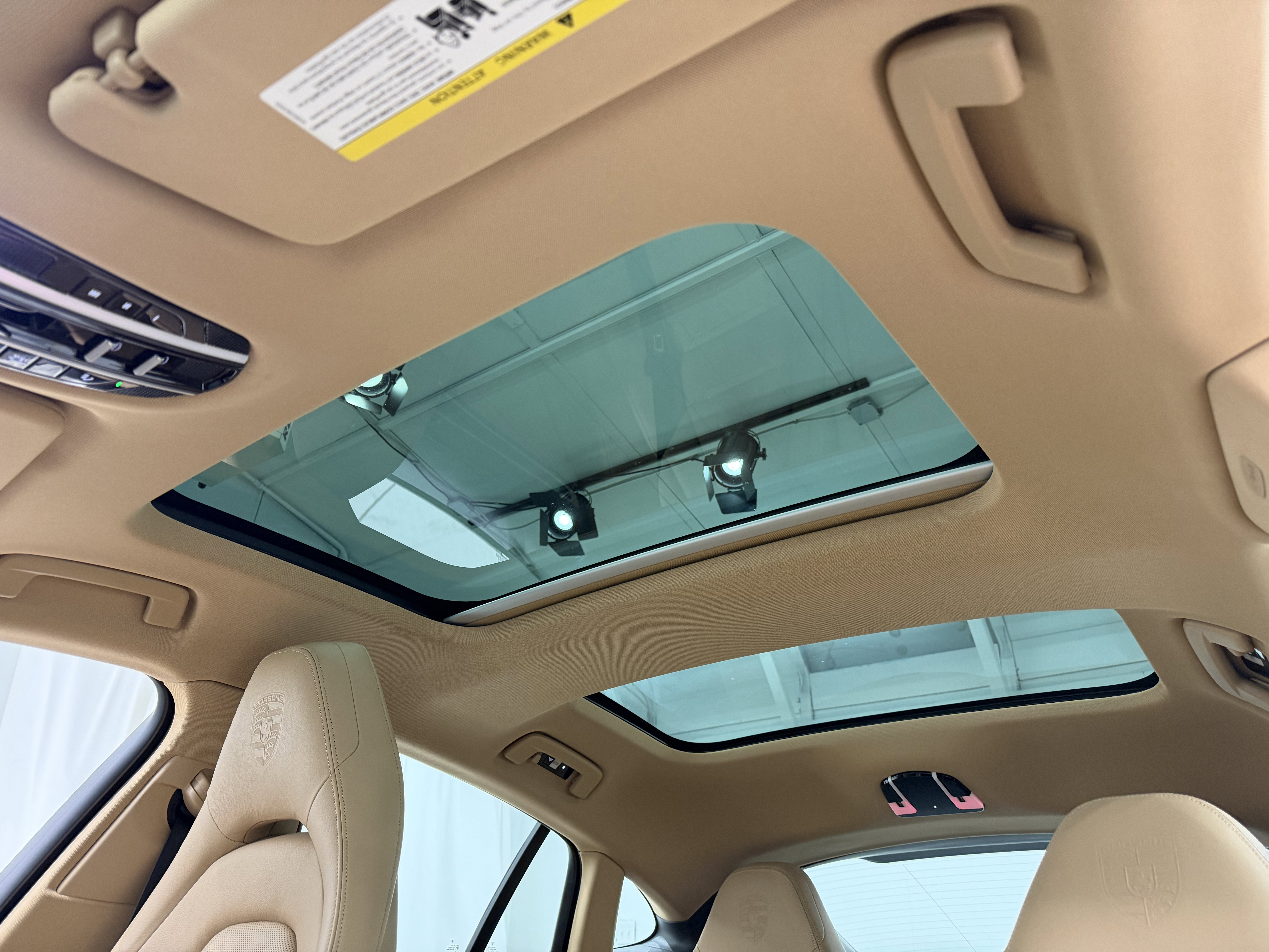 Certified 2023 Porsche Panamera 4 Platinum Edition image 36