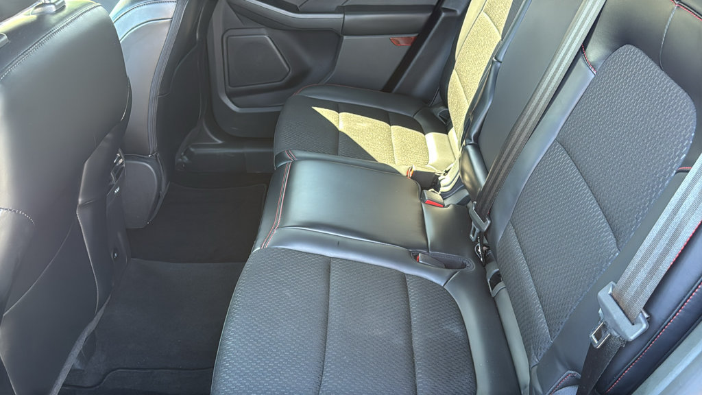 Used 2024 Ford Escape ST-Line w/ Tech Pack #1 AWD/4WD image 33