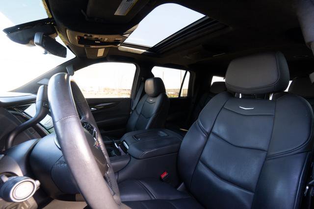 Used 2020 Cadillac Escalade Platinum image 22