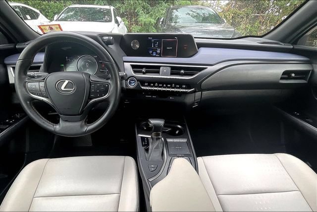 Used 2019 Lexus UX 250h w/ Accessory Package 2 AWD/4WD image 7