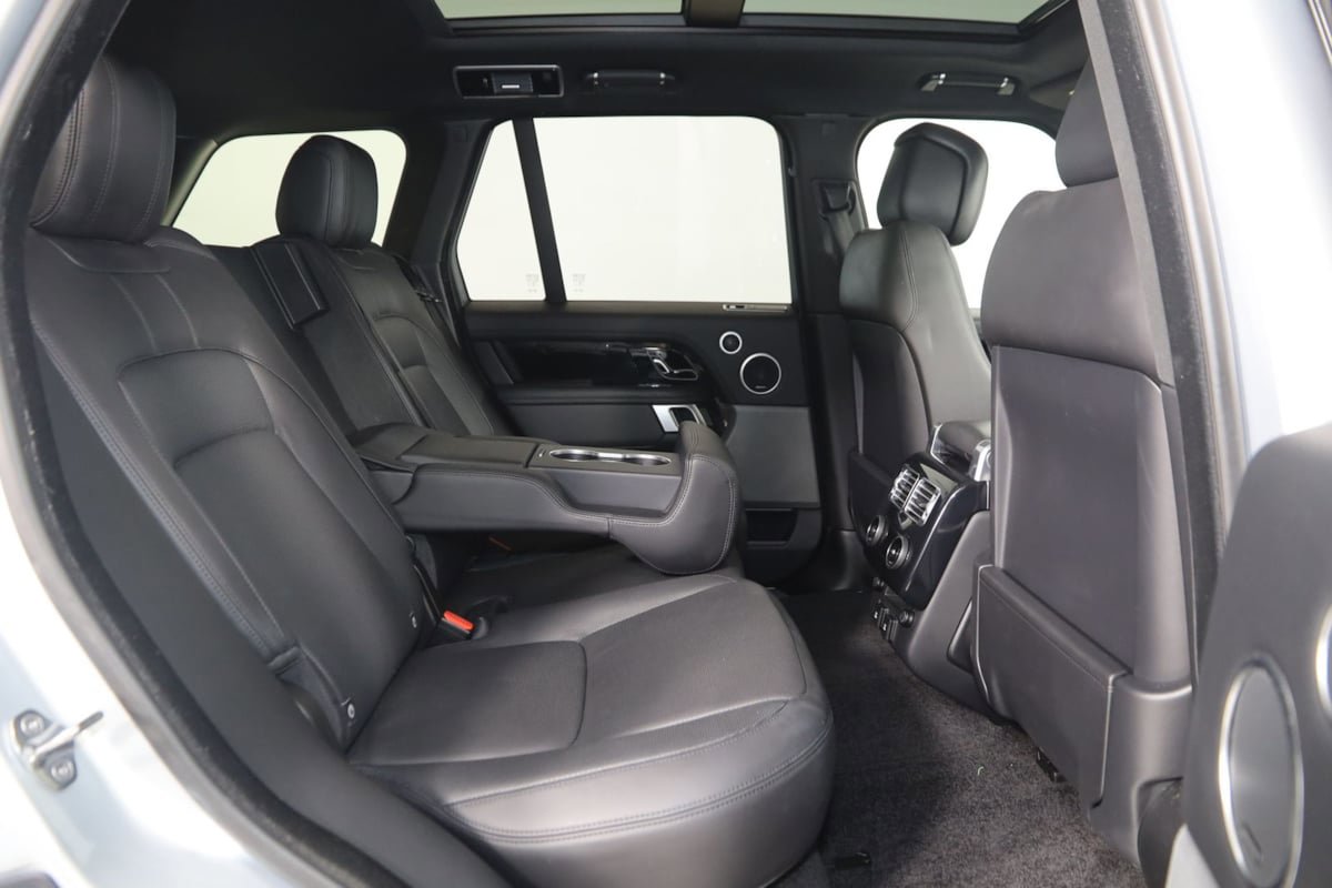 Used 2019 Land Rover Range Rover Supercharged AWD/4WD image 14