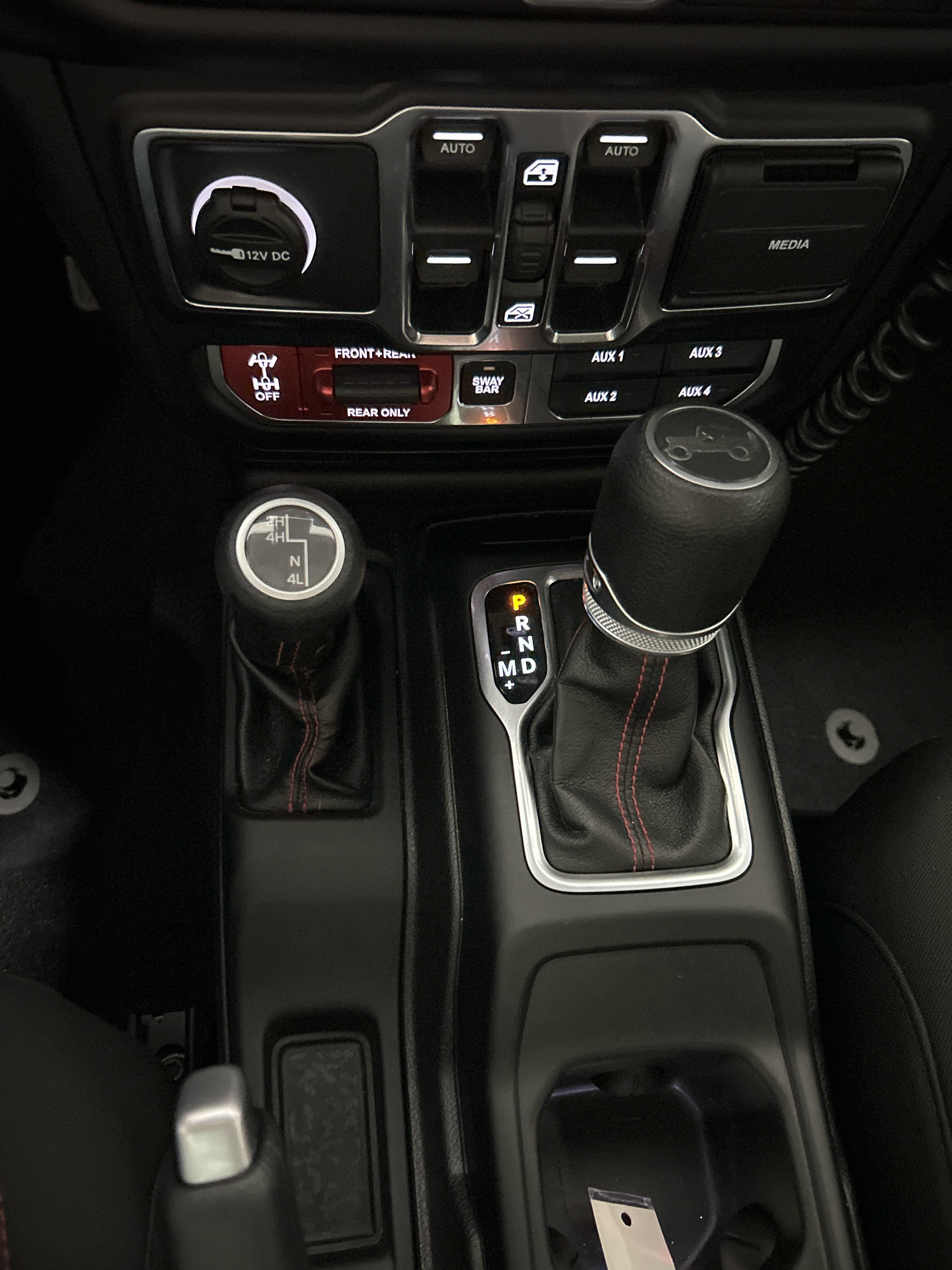 Used 2019 Jeep Wrangler Unlimited Rubicon AWD/4WD image 14