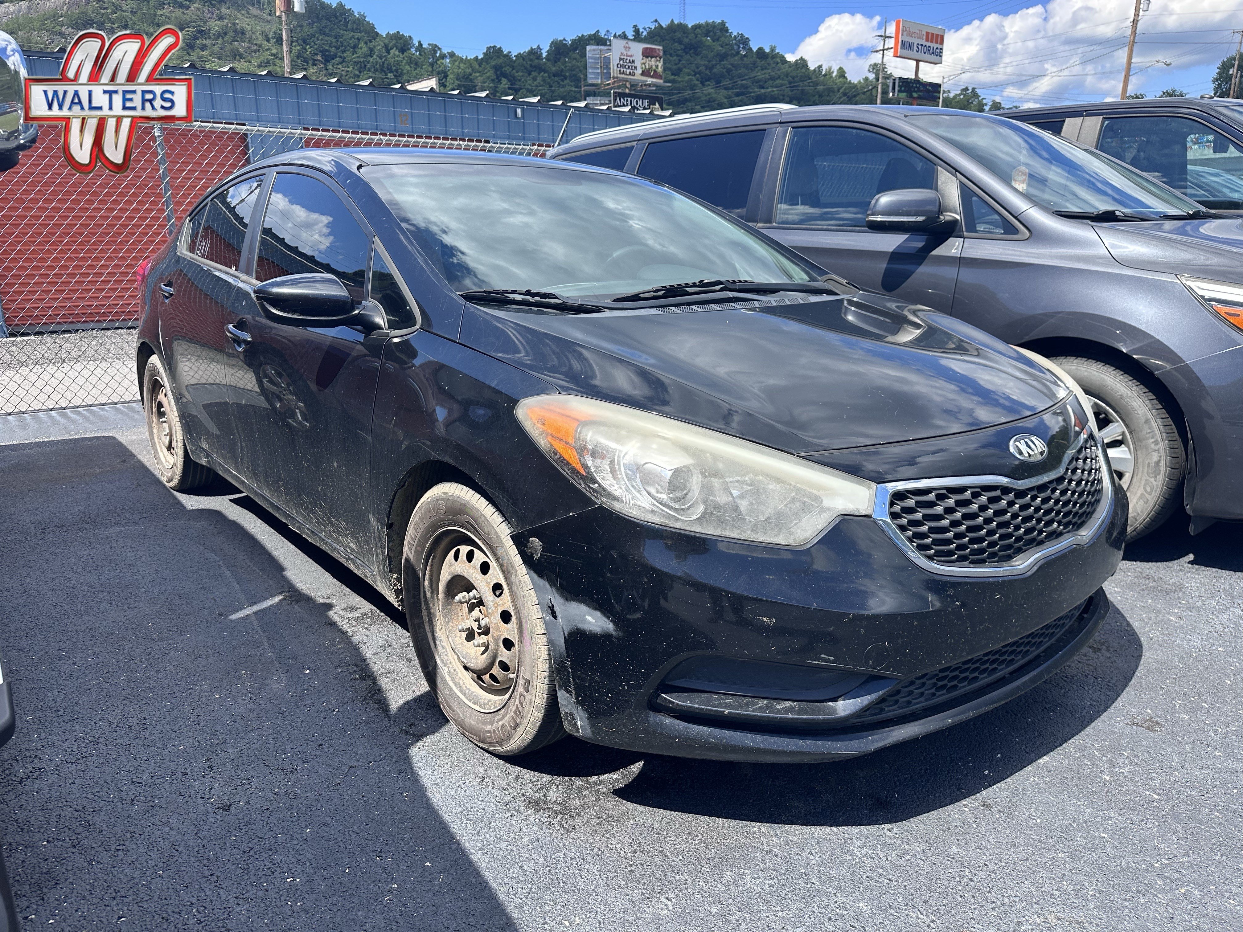 Used 2016 Kia Forte LX FWD image 1