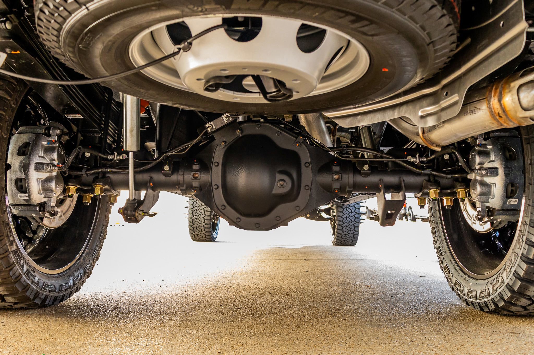 Used 2026 GMC Sierra 3500 Denali Ultimate image 16