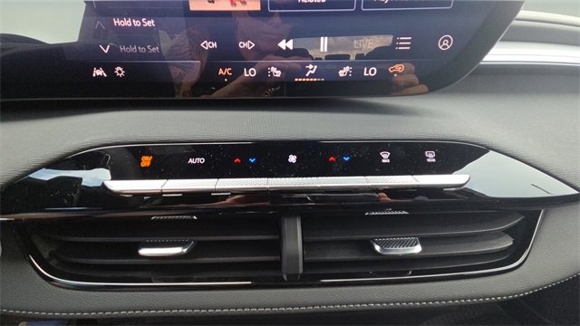 New 2026 Buick Enclave Preferred w/ LPO, Floor Liner Package image 32