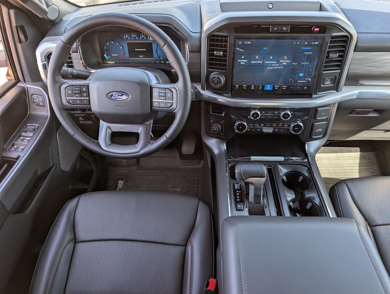 Used 2025 Ford F150 Lariat w/ Equipment Group 501A Mid AWD/4WD image 12