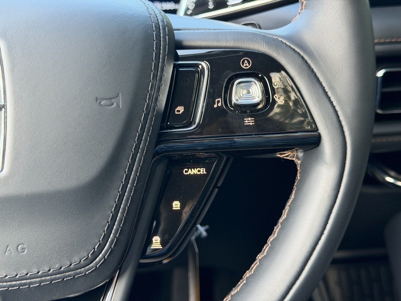 New 2026 Lincoln Aviator Reserve AWD/4WD image 30
