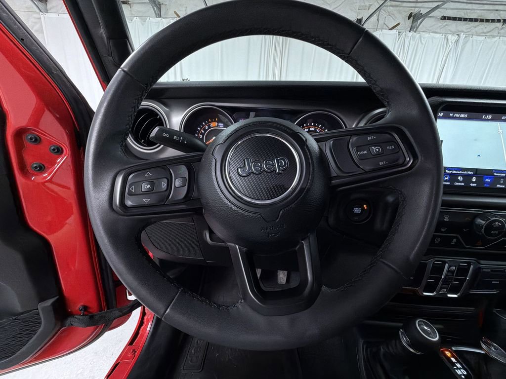 Used 2023 Jeep Wrangler Unlimited Sport w/ Sun And Sound Package AWD/4WD image 9