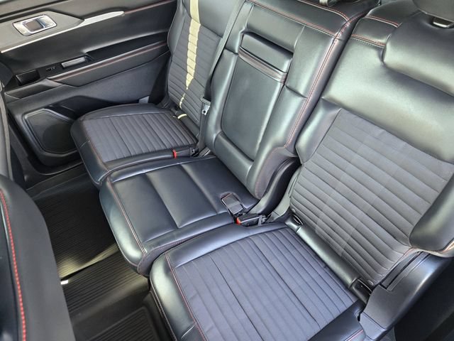 New 2026 Ford Explorer ST-Line RWD image 25