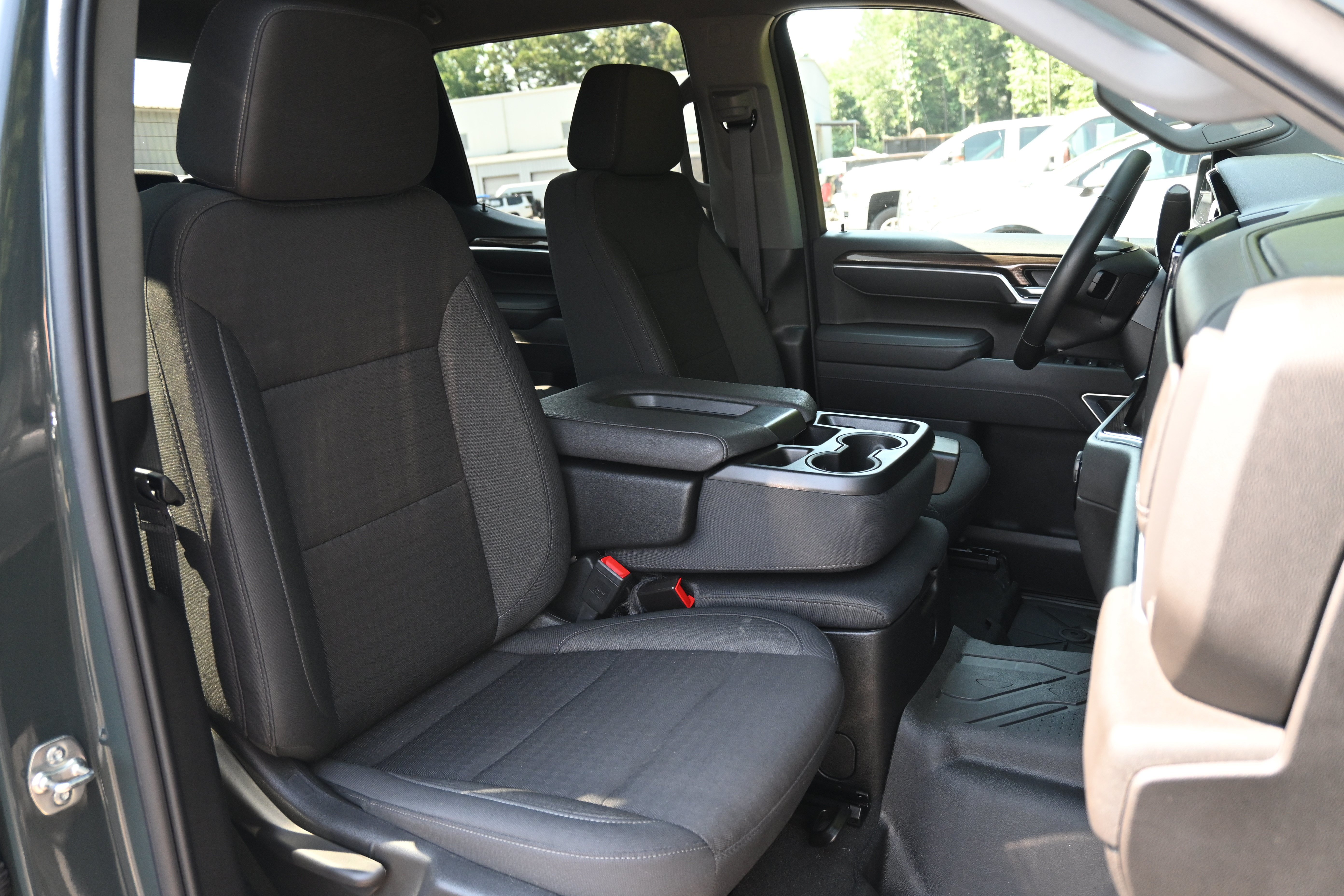 Used 2026 Chevrolet Silverado 1500 LT RWD image 34