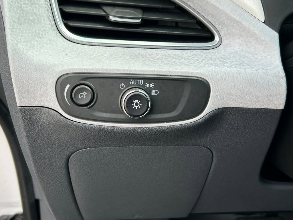 Used 2019 Chevrolet Bolt LT image 15