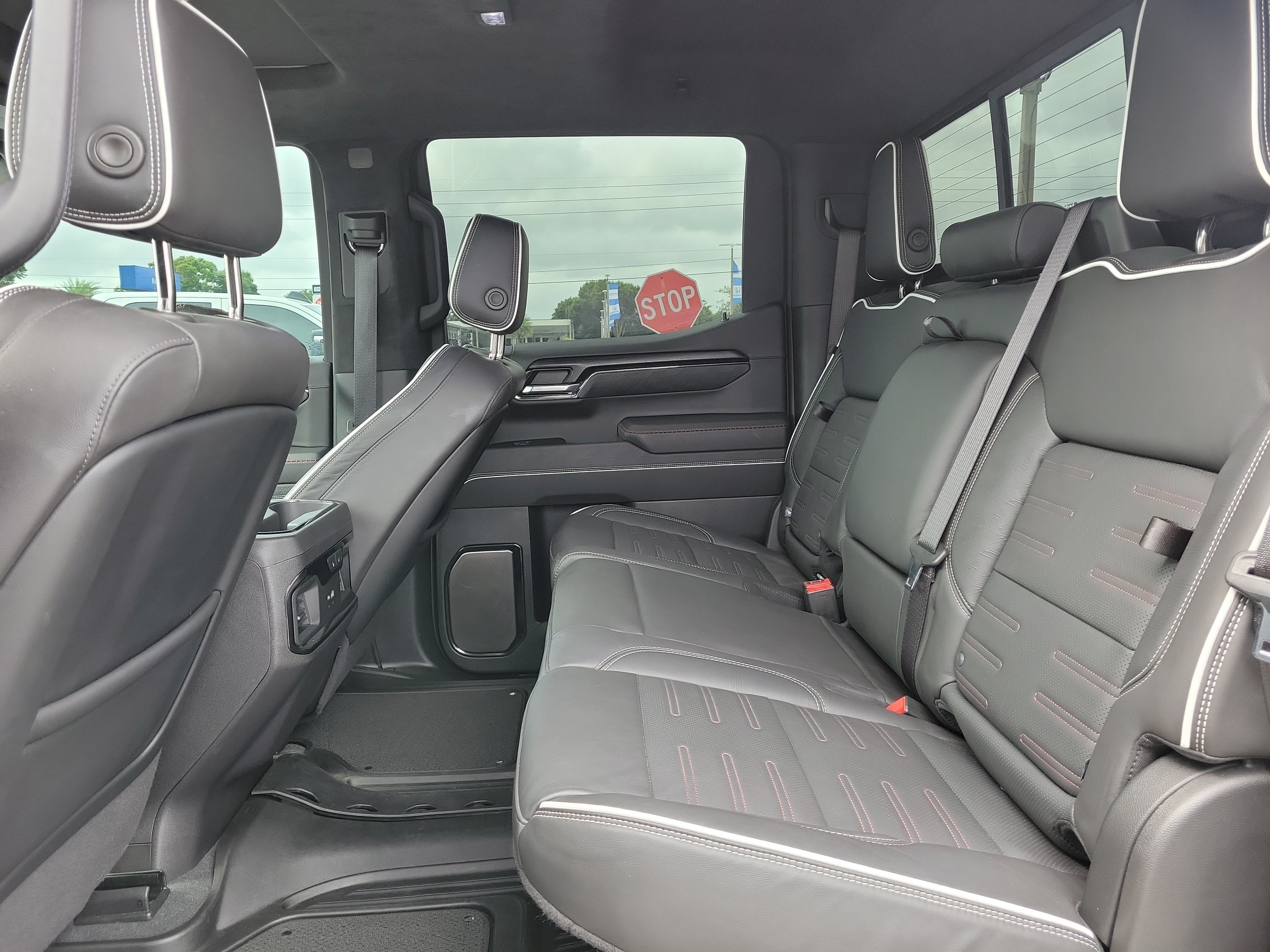 Used 2024 GMC Sierra 1500 AT4X AWD/4WD image 16