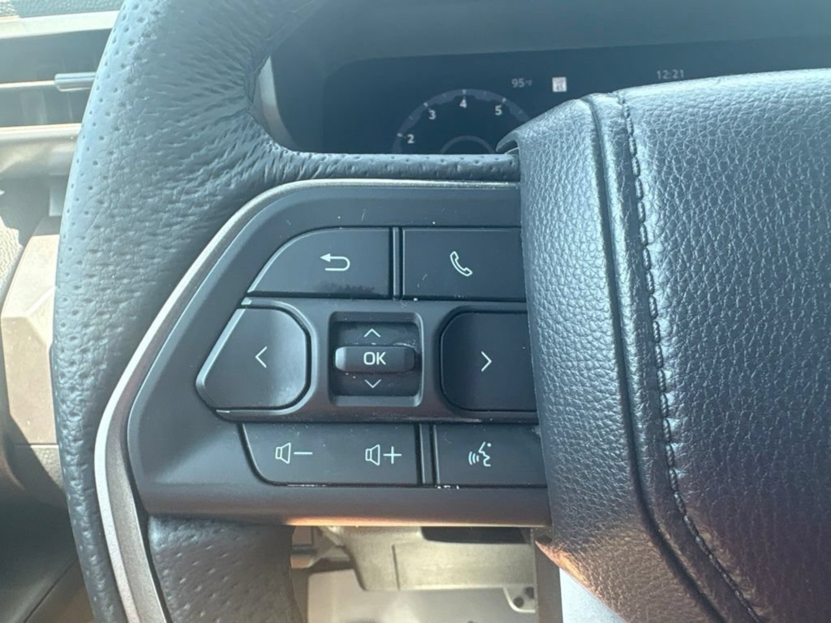 Certified 2026 Toyota Tacoma TRD Sport AWD/4WD image 13