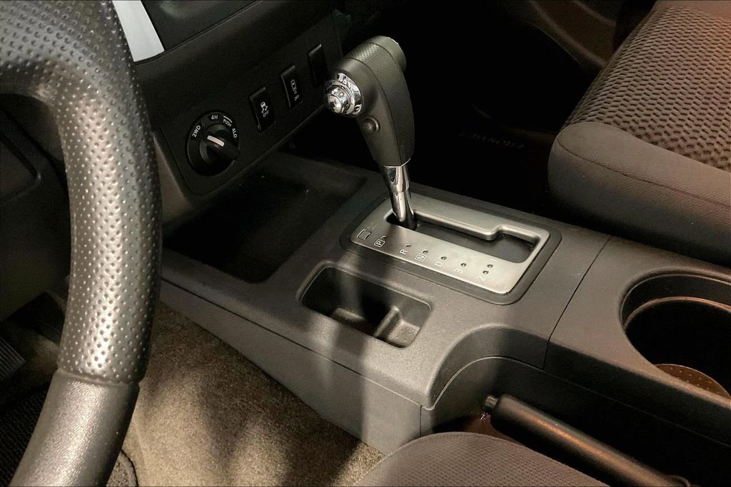 Used 2013 Nissan Frontier SV w/ SV Value Truck Pkg image 11