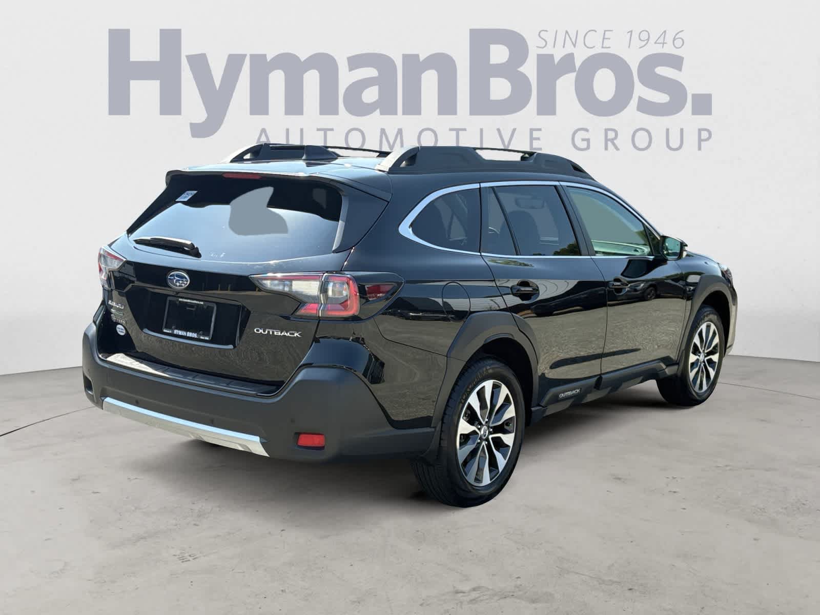 Certified 2025 Subaru Outback Limited AWD/4WD image 3