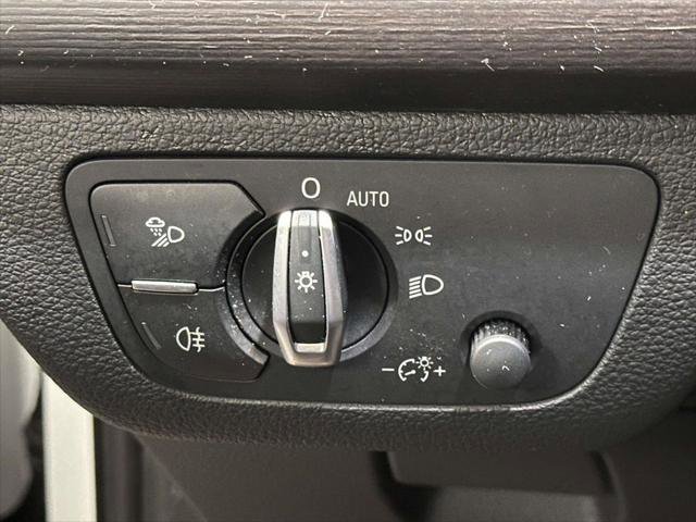 Used 2023 Audi Q5 2.0T Premium w/ Convenience Package AWD/4WD image 21