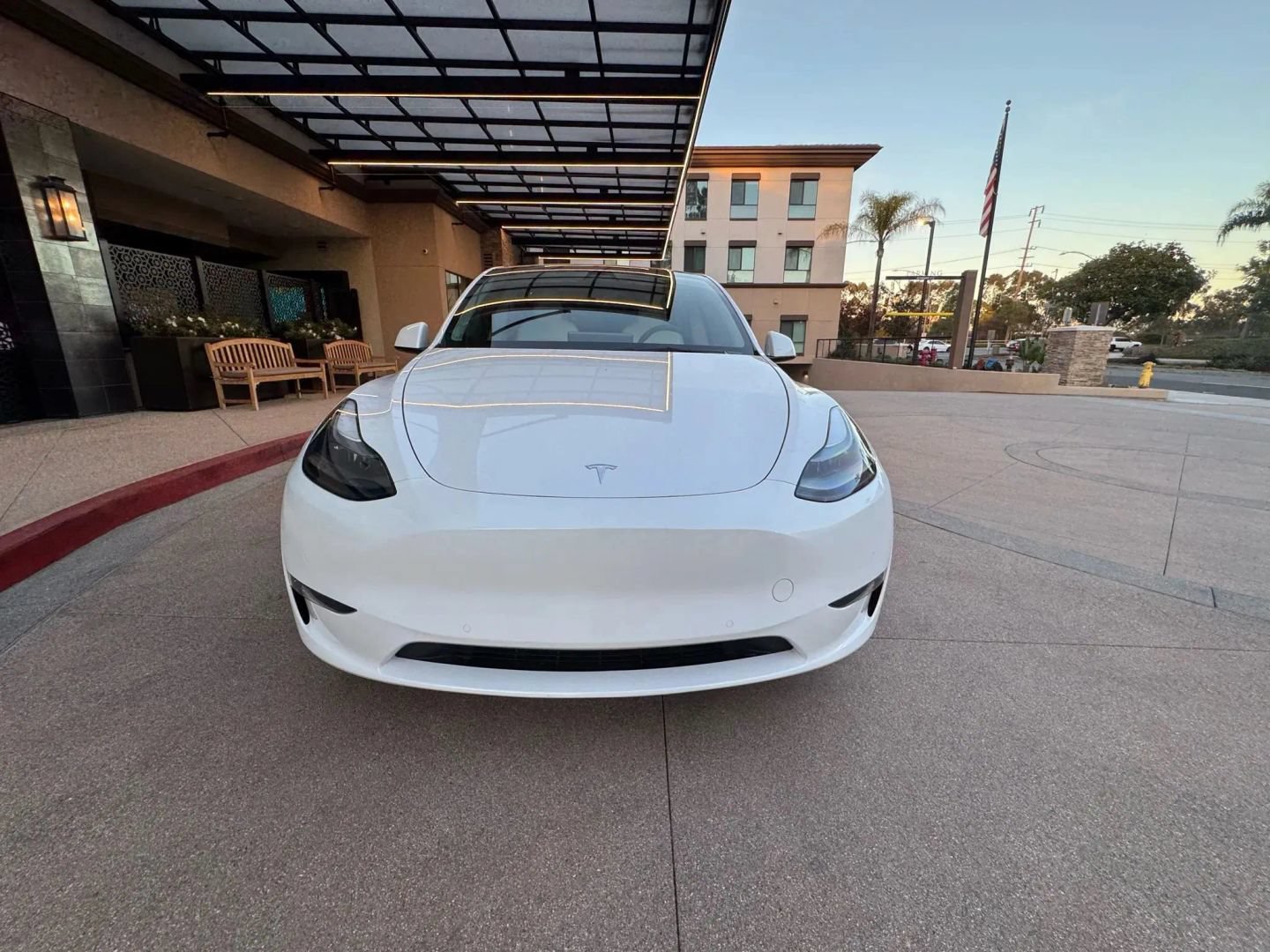 Used 2022 Tesla Model Y Performance AWD/4WD image 3