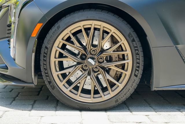 Used 2025 Cadillac CT5 V Blackwing w/ Carbon Fiber 2 Package RWD image 14